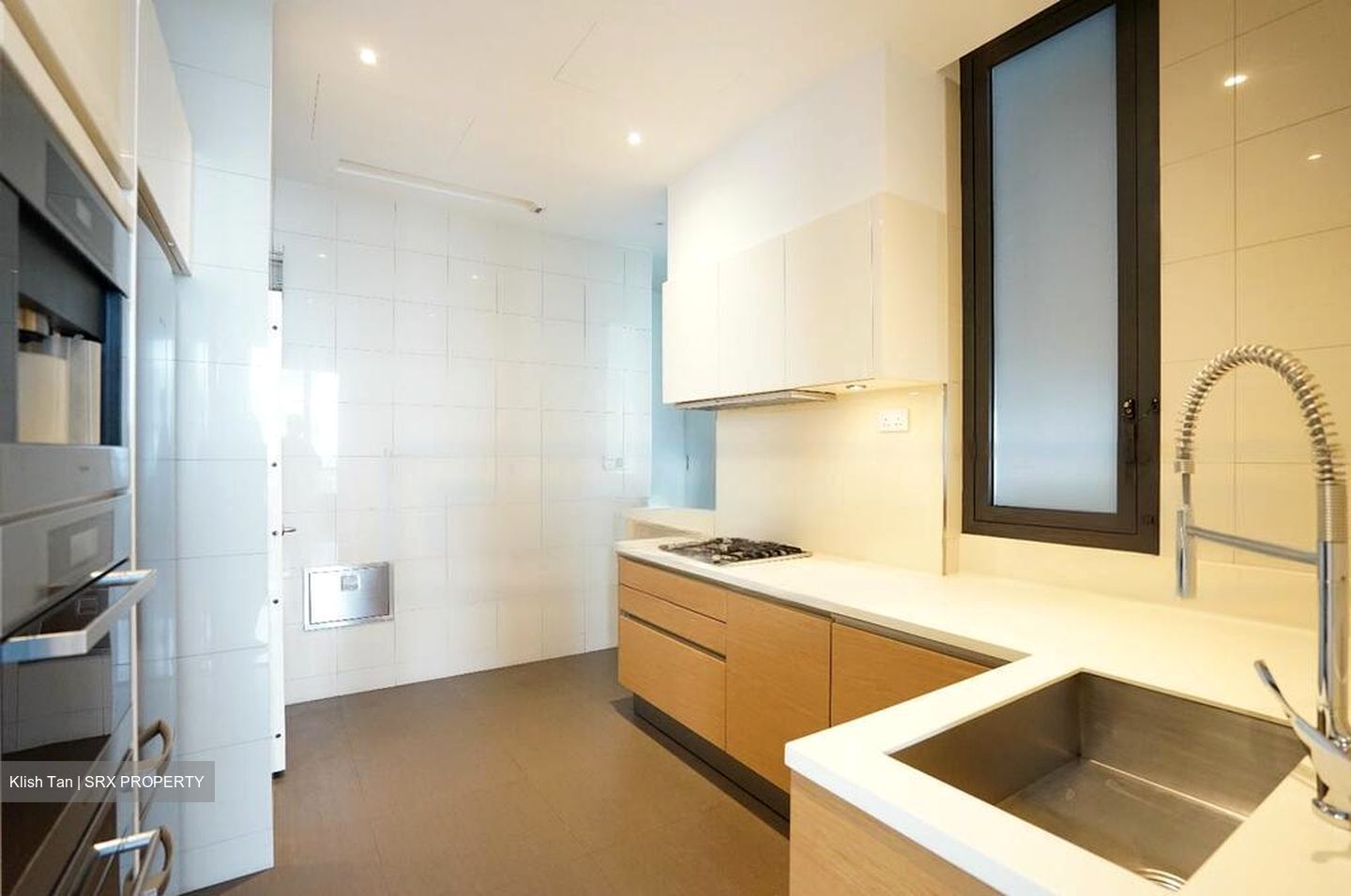 Nouvel 18 (D10), Condominium #456056341